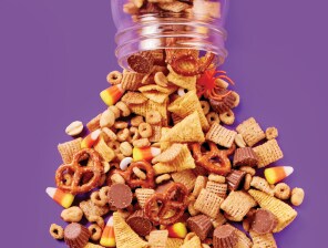 halloween trail mix